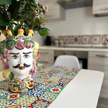 カリーニ Il Melograno Bed & Breakfast エクステリア 写真